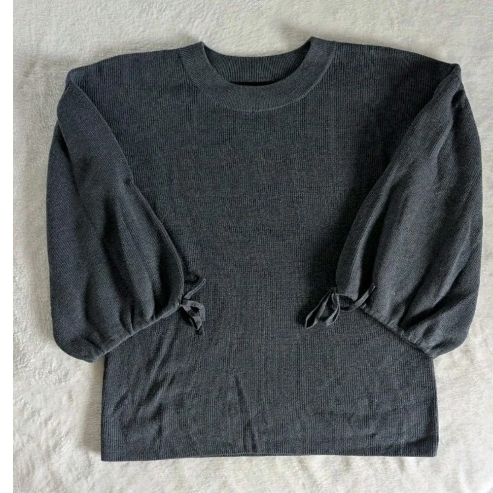 Banana Republic Wool Blend Gray Balloon Sleeve Sweater Women's Sz Med‎ Crew Neck